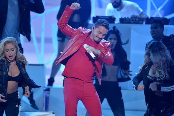 Justo cuando creíamos que había dejado lo urbano a un lado...