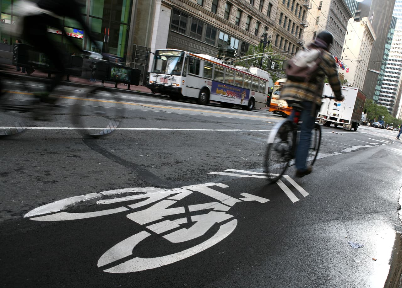 La junta de la Agencia Municipal de Transporte aprobó en octubre de 2019 impedir el acceso a automóviles privados y dar prioridad a los peatones y ciclistas.