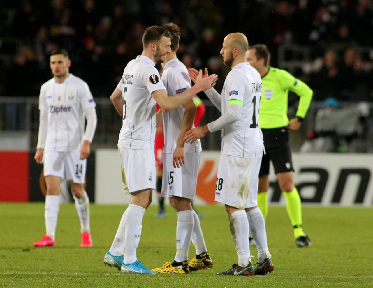 Fuerte castigo a equipo austriaco por incumplir norma sanitaria