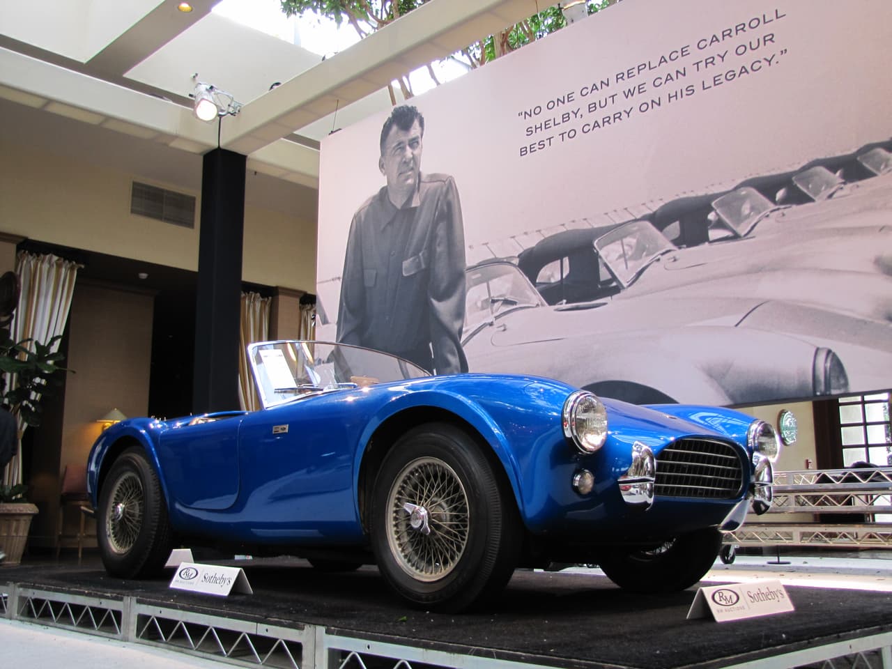 El chasis número 
<b>CSX2000</b>, el primer ejemplar del que se convertiría en el mítico 
<b>Shelby Cobra</b>, fue la gran estrella de la substa de RM Sotheby's, que tuvo lugar durante la 
<b>Semana del Auto de Monterey</b> en California en agosto de 2016.
