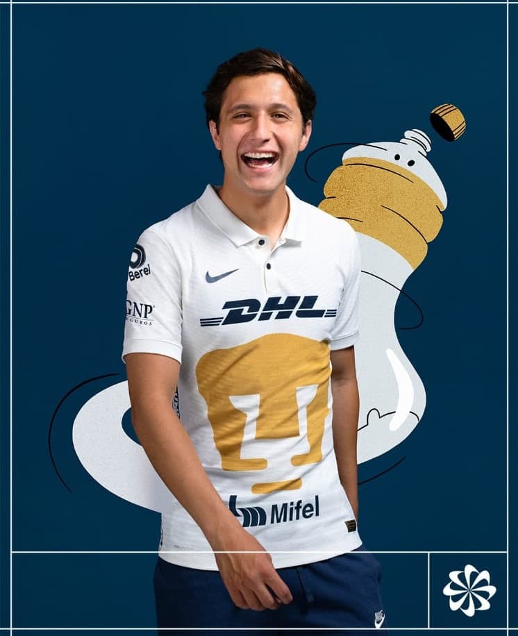 Pumas presenta playeras hechas con botellas de plástico reciclables, junto con una tipografia personalizada de Cantera.