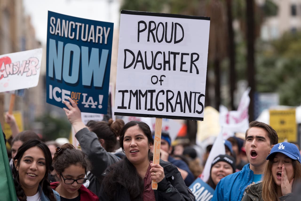 UPDATE: Congress votes on laws to punish sanctuary cities and put harsher penalties on returned deportees 