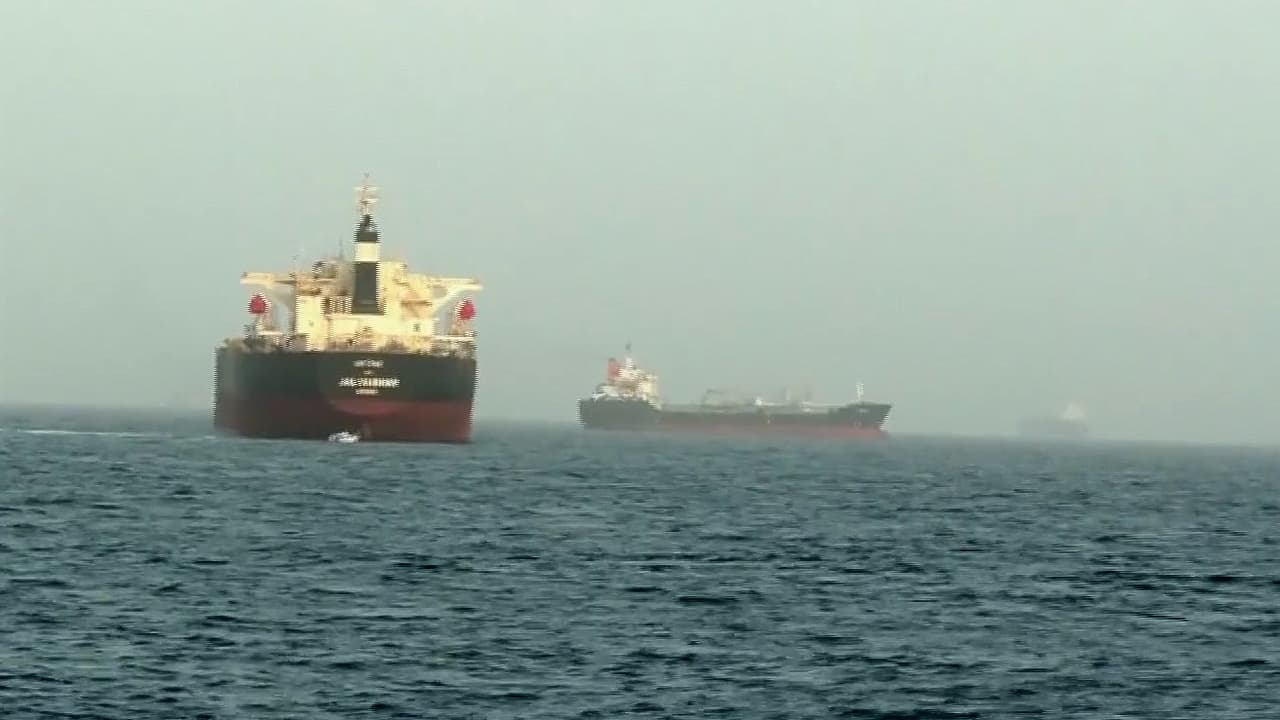 Ataques entre EEUU e Irán amenazan el suministro petrolero tras 12 días de ofensiva