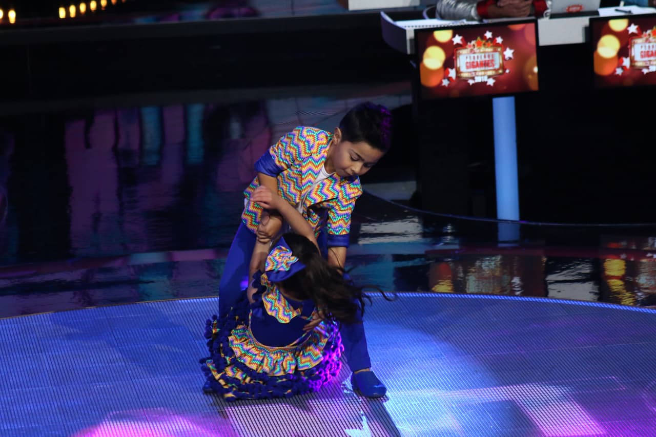 Estos dos hicieron piruetas, maromas y le inyectaron mucho ritmo a cada paso.