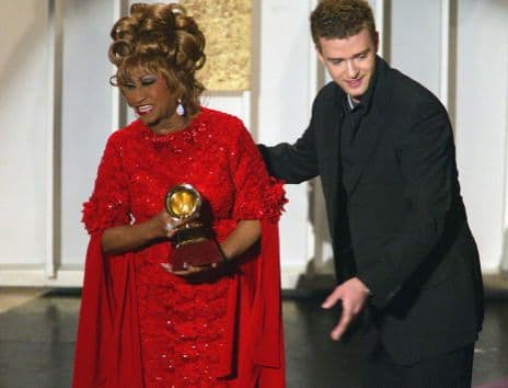 Su partida sin duda dejó una gran huella y dolor en el público y en varios artistas que se inspiraron en ella.