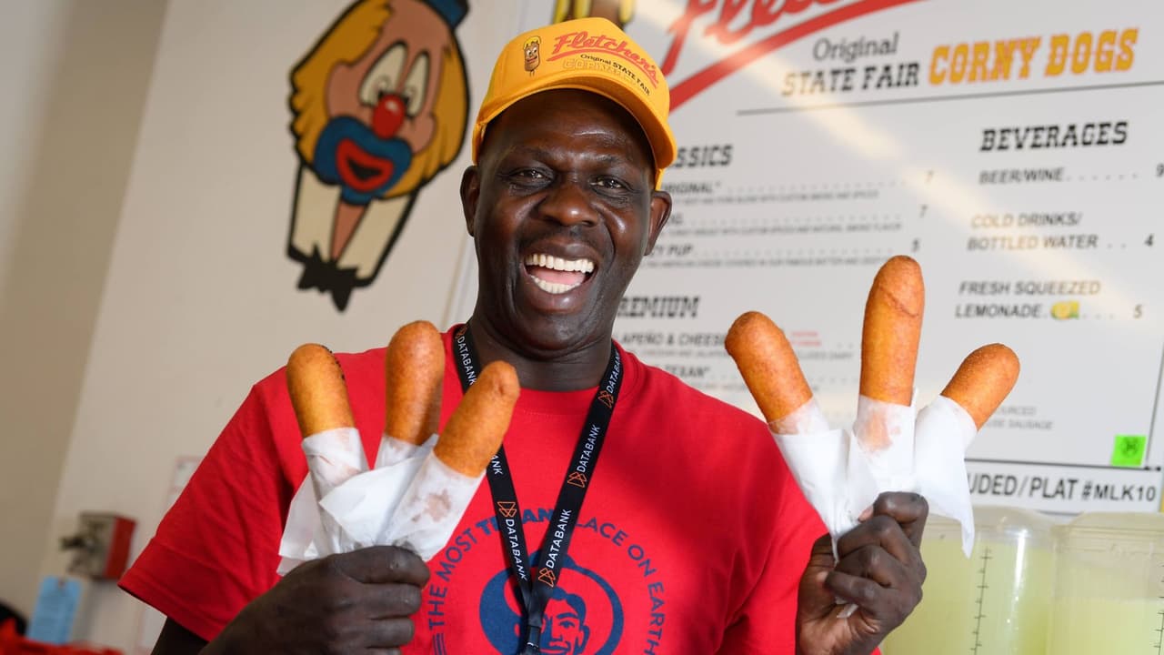 Esta guía busca que tu visita sea más ligera para tu bolsillo y más fácil de planear. La Feria no solo es juegos y comida frita: 
<b>también es un punto de encuentro cultural, con música, tradiciones y el orgullo de ver a Big Tex dándonos la bienvenida cada otoño en Dallas.</b>