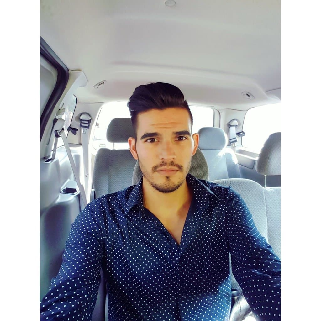 El gremio de actores lamentó la pérdida del joven que recién comenzaba su carrera artística. Incluso Irán Castillo a través de su cuenta de Twitter lamentó el fallecimiento y compartió una foto con él cuando trabajaron en la puesta en escena 
<i>El Chamaco</i>.