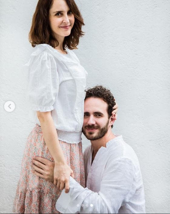 Fue justo a través de esas fotos en las que la artista reveló el nombre de su hijo. 
<br>