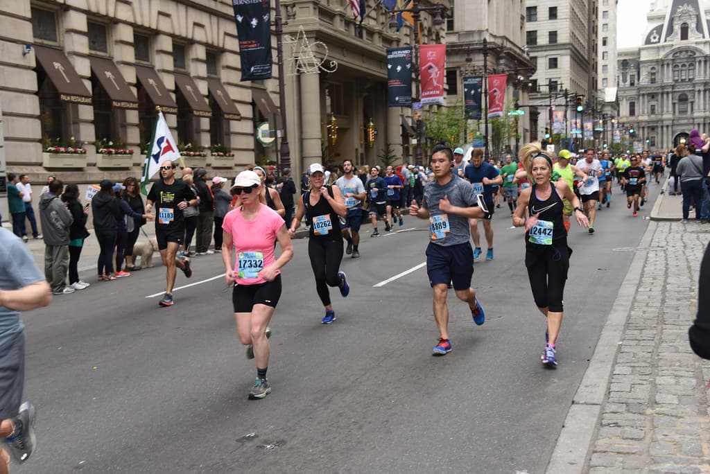 Los corredores también tienen la opción de participar en una modalidad de 
<b><a href="https://online.flippingbook.com/view/65534108/">carrera virtual</a></b>.