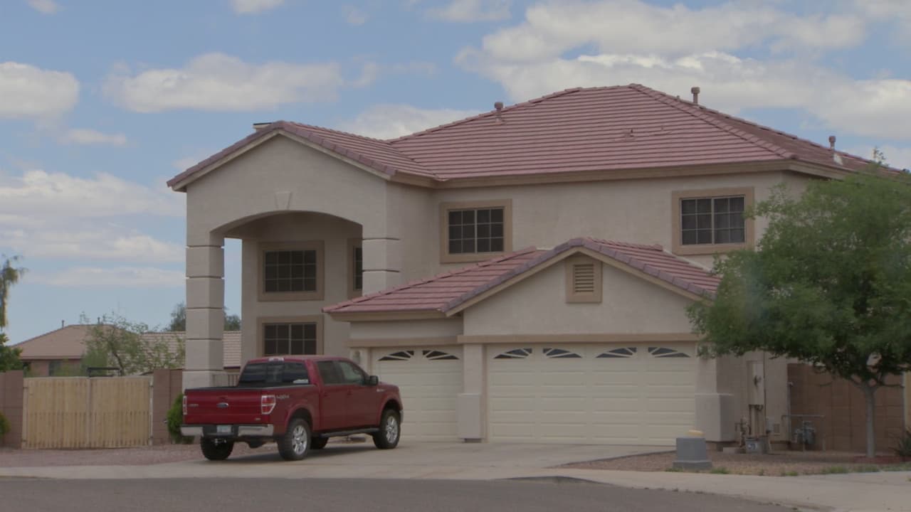 Andy Biggs propone reducir permisos y costos para hacer más accesible la vivienda en Arizona