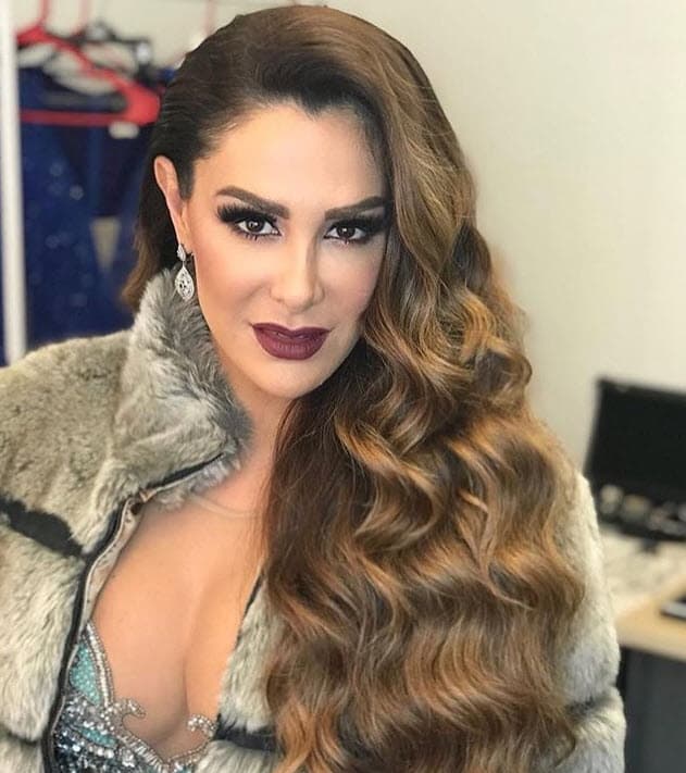 Ninel Conde está en medio de una polémica que envuelve a su nuevo novio, Larry Ramos, a Frida Sofía y Alejandra Guzmán.
<br>