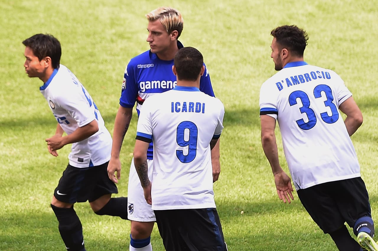 López (azul) e Icardi rompieron su amistad y en la cancha no se saludan, con lo que cada partido en el fútbol italiano entre ambos se convertía en toda una correrría.