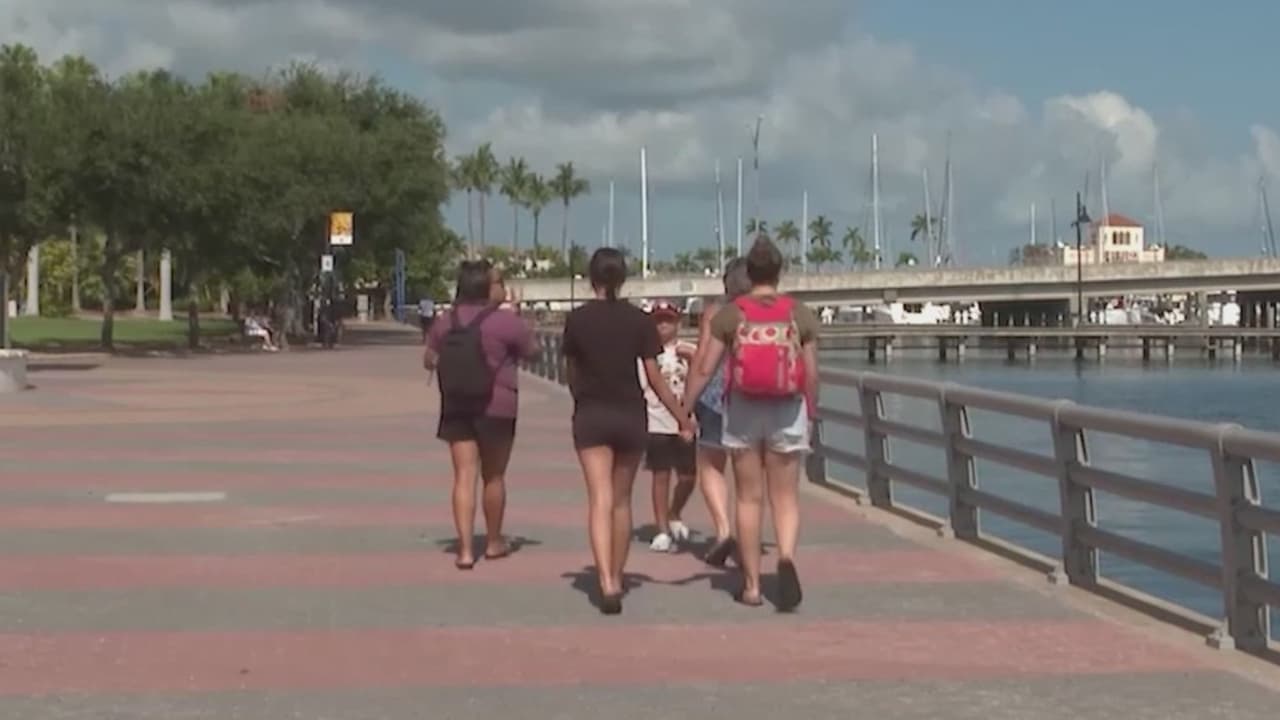 Condado Manatee impone toque de queda nocturno para menores de 17 años tras alza de delitos