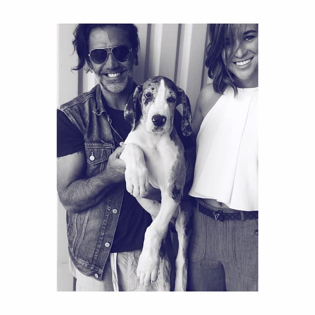 A pesar del incidente, la pareja no dejó de visitarse por los perros que adquirieron juntos durante su relación.