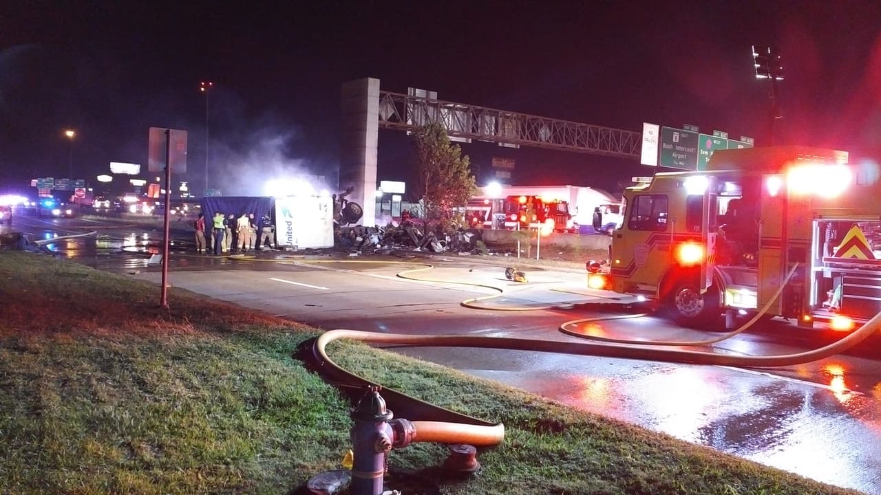 Dos menores de edad se salvaron después de un aparatoso accidente vial ocurrido la madrugada del viernes