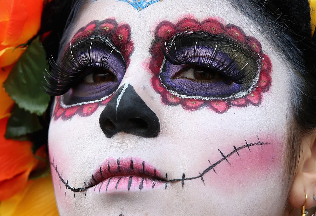 En la celebración también habrá venta de comida y las estaciones para pintarse la cara en honor a la festividad.