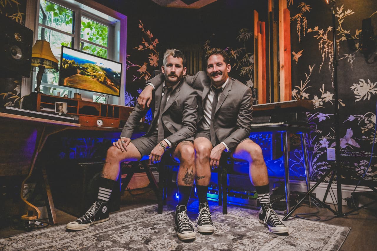 No te pierdas la entrevista completa, donde además nos cuentan de su trayectoria musical y lo que les ha dejado la música en estos años donde han querido hacerse su propio nombre.