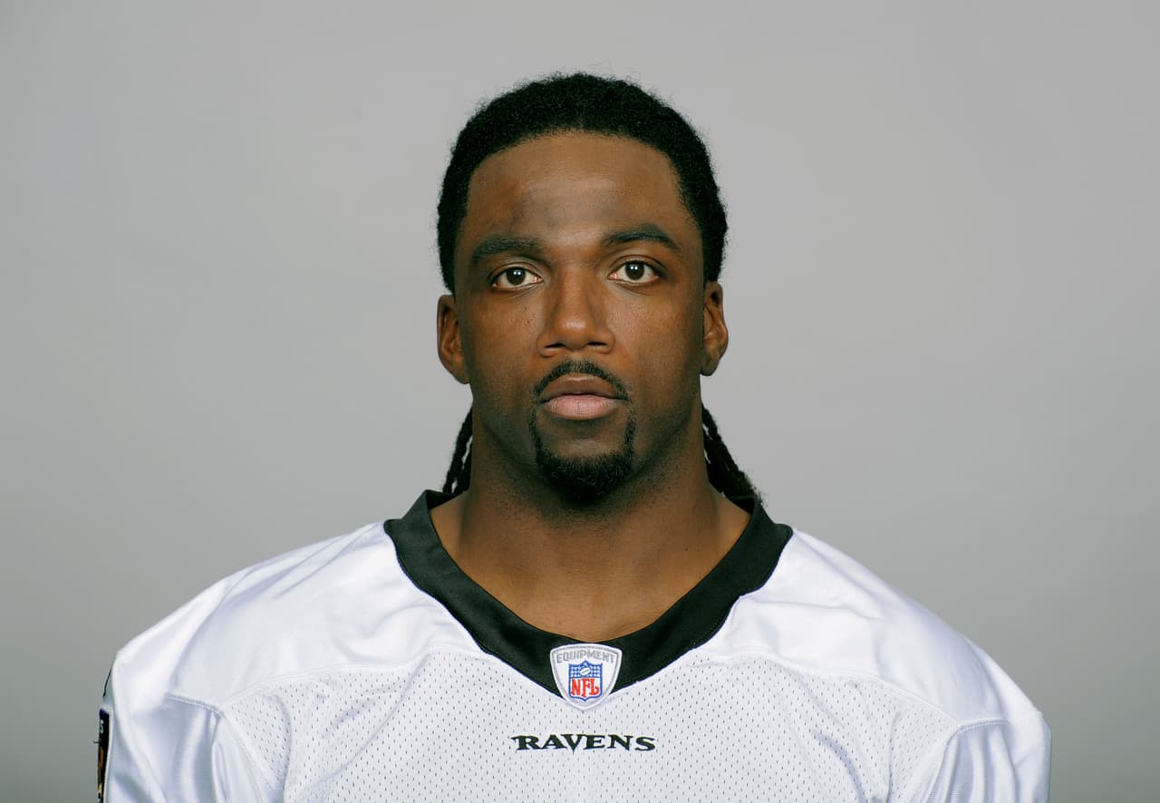 En el 2008, el entonces jugador de Cleveland Browns, Donte Stallworth, fue acusado de asesinato mientras manejaba bajo la influencia del alcohol (.126%) en Florida. Se declaró culpable de todos los cargos.