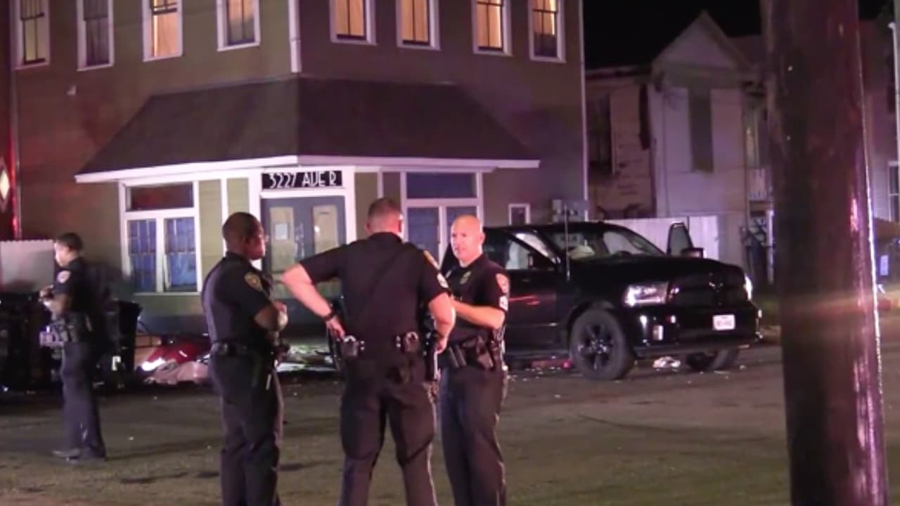 <b><a href="https://www.univision.com/local/houston-kxln/identifican-familia-galveston-golf-bentancur-cantu-y-uvalle" target="_blank">Felipe Bentancur, de 49 años; Kaisyn Bentancur, de 4, Brailyn Cantu, de 14, y Destiny Uvalle</a></b>, de 25, fueron recordados por familiares y amigos.