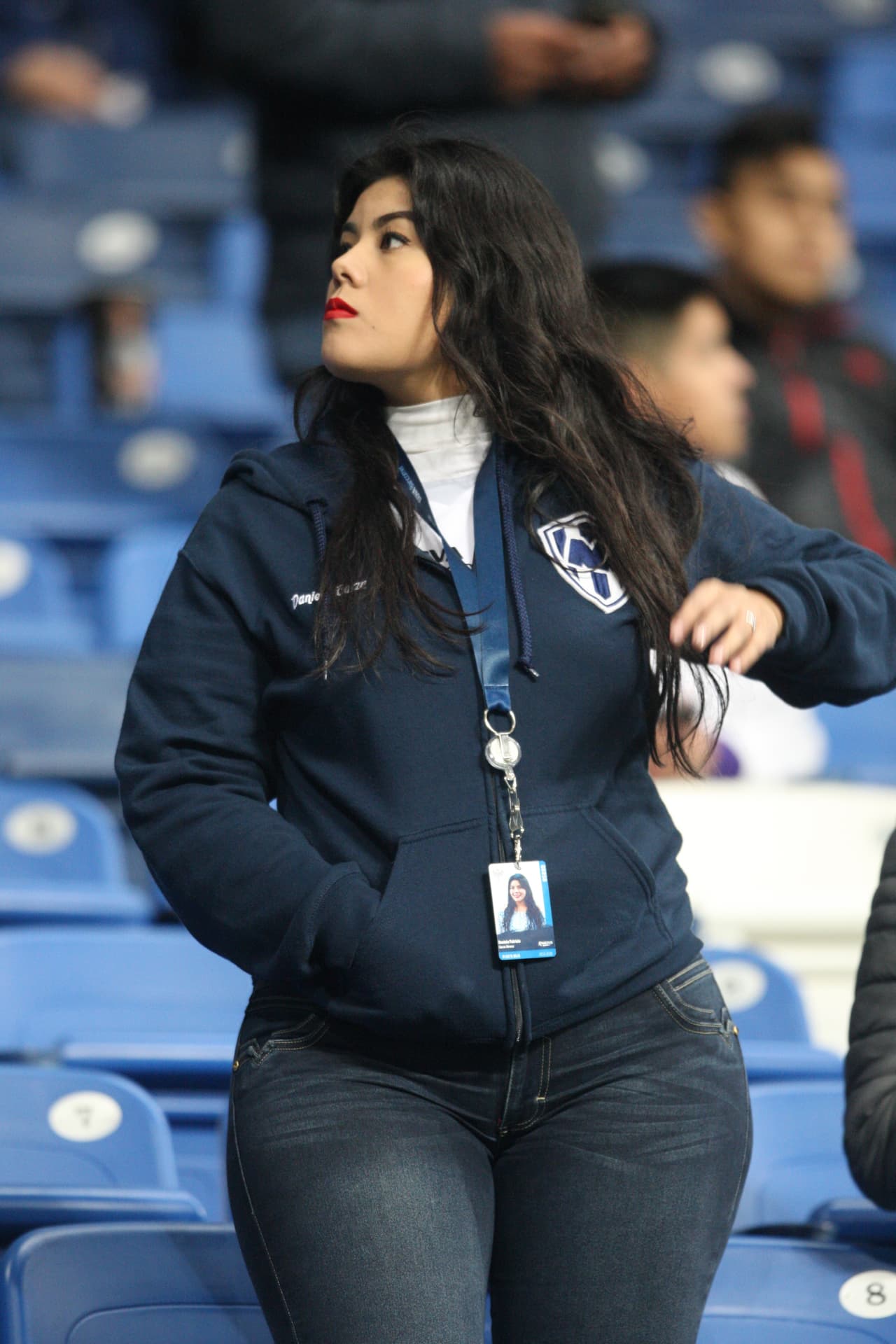 Ambiente festivo y de gran colorido por la Ida de la Semifinal entre Monterrey y Cruz Azul en la Liguilla de la Liga MX. Así lo vivieron la afición local y visitante.