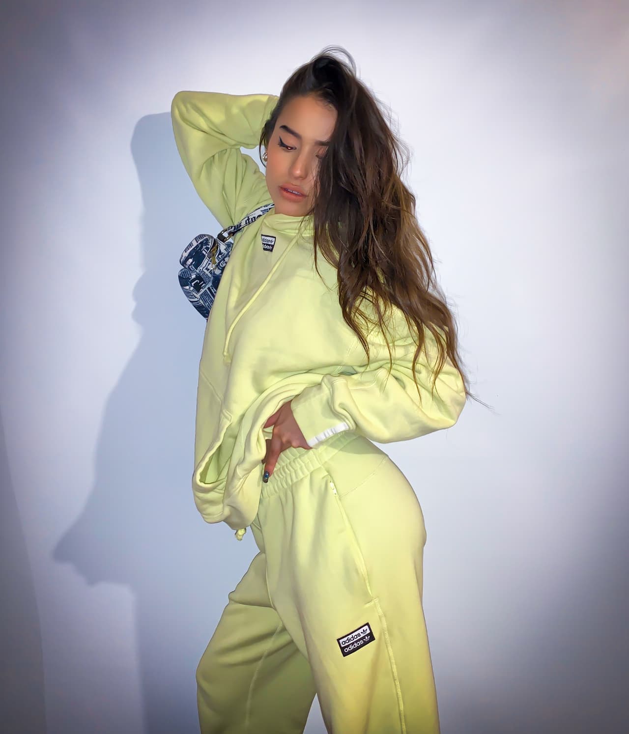 Las hermanas gemelas, 
<b>Laura y Lucía Villa</b>, han sobresalido no solo por su talento como cantantes, sino también por sus estilos inigualables a la hora de vestir.