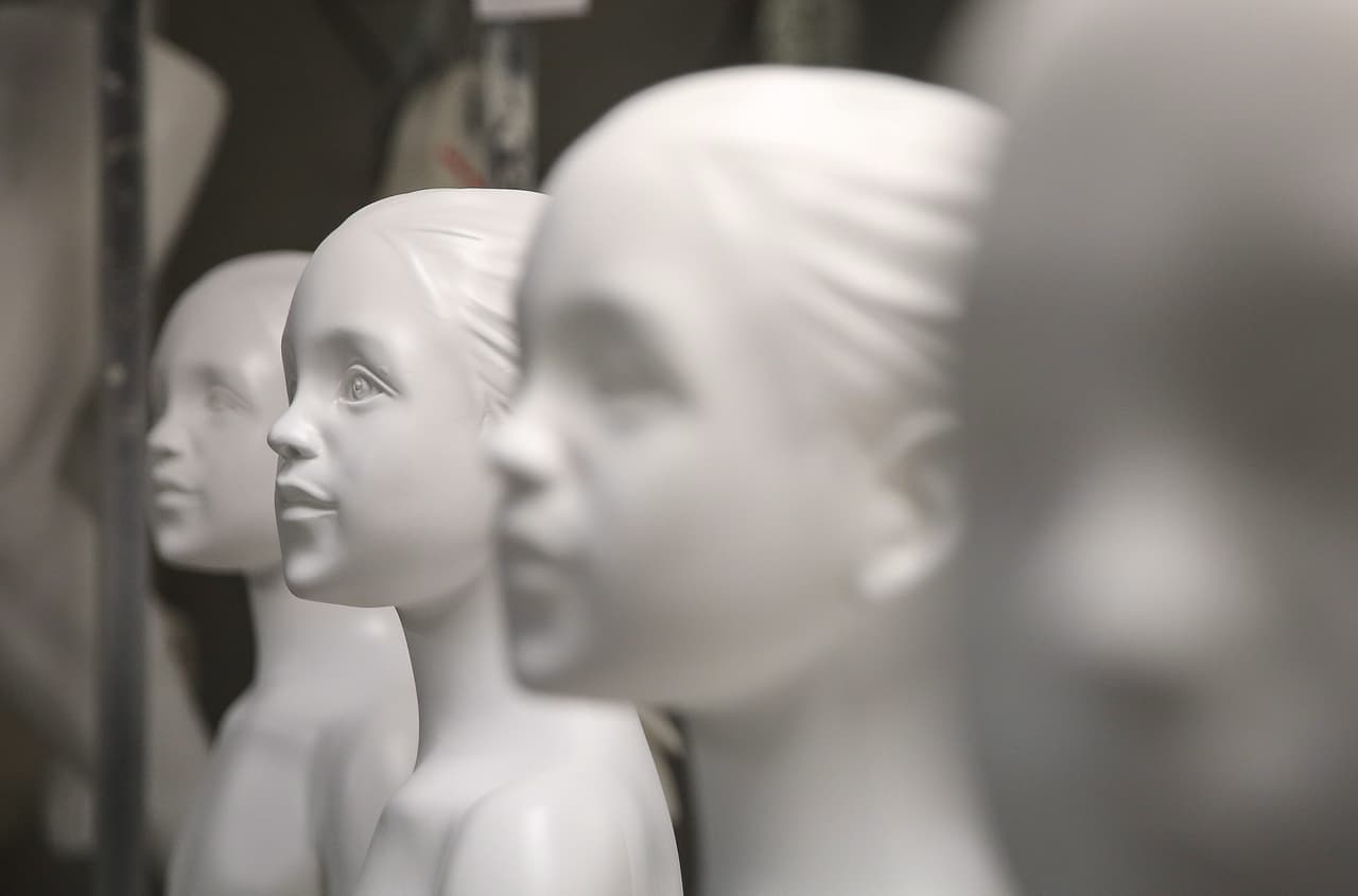 Edwards regresó de vivir durante 10 años en Malawi, y quería hacer algo nuevo con su vida.