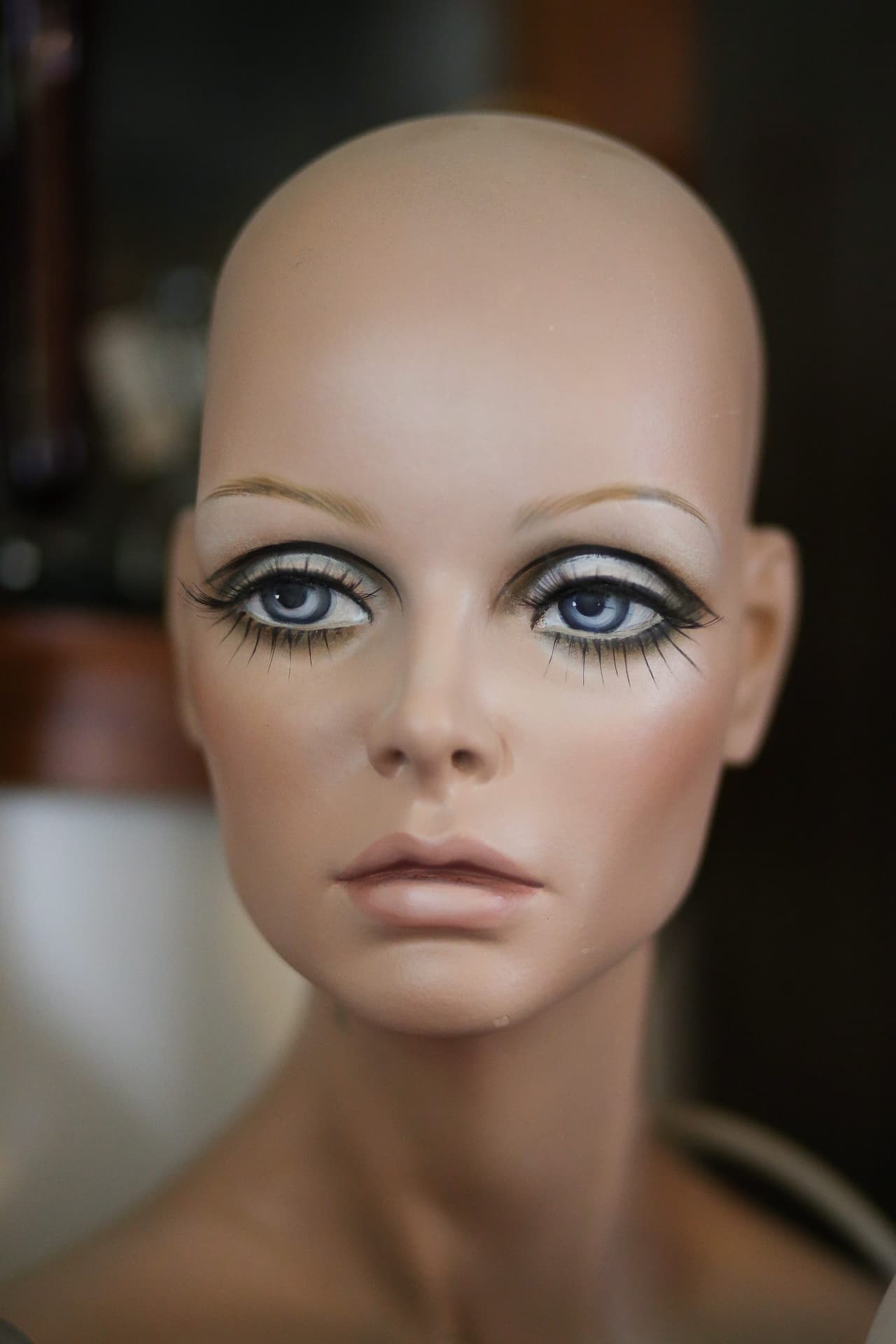 Su website, con base en Newark, ofrece maniquís.