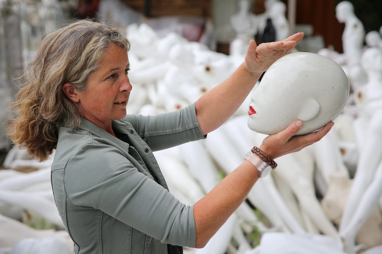 Esta mujer supo cómo hacer una pequeña fortuna, ¡vendiendo maniquís!