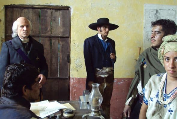 La serie buscó dar una visión distinta de estos personajes históricos para mostrarlos como seres "de carne y hueso", así lo explicó al directora María Fernandez Suárez a 
<a href="https://www.jornada.com.mx/2010/08/18/espectaculos/a08n1esp" target="_blank">La Jornada. </a>