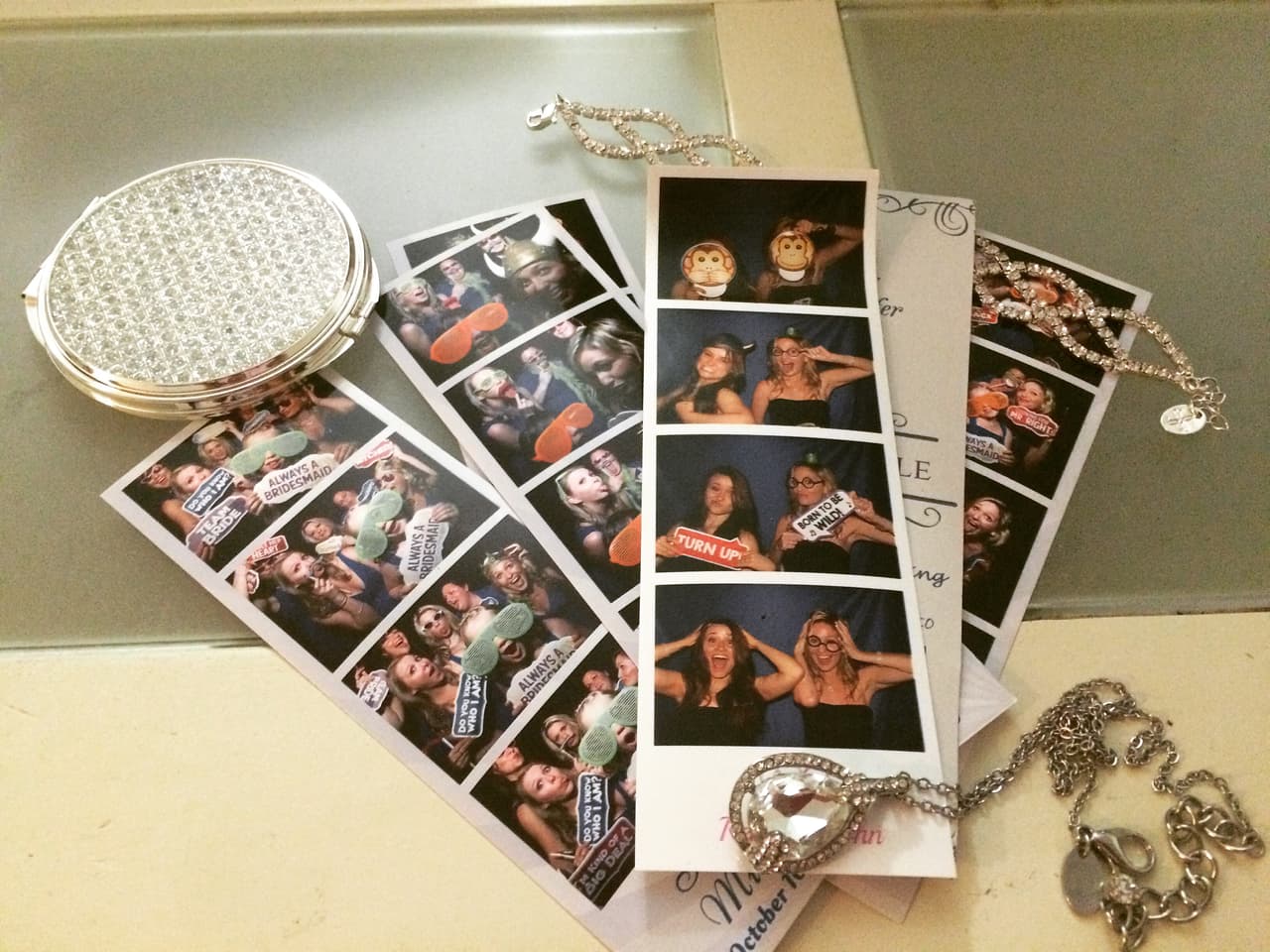 La mujer que se alquila como dama de honor para las bodas