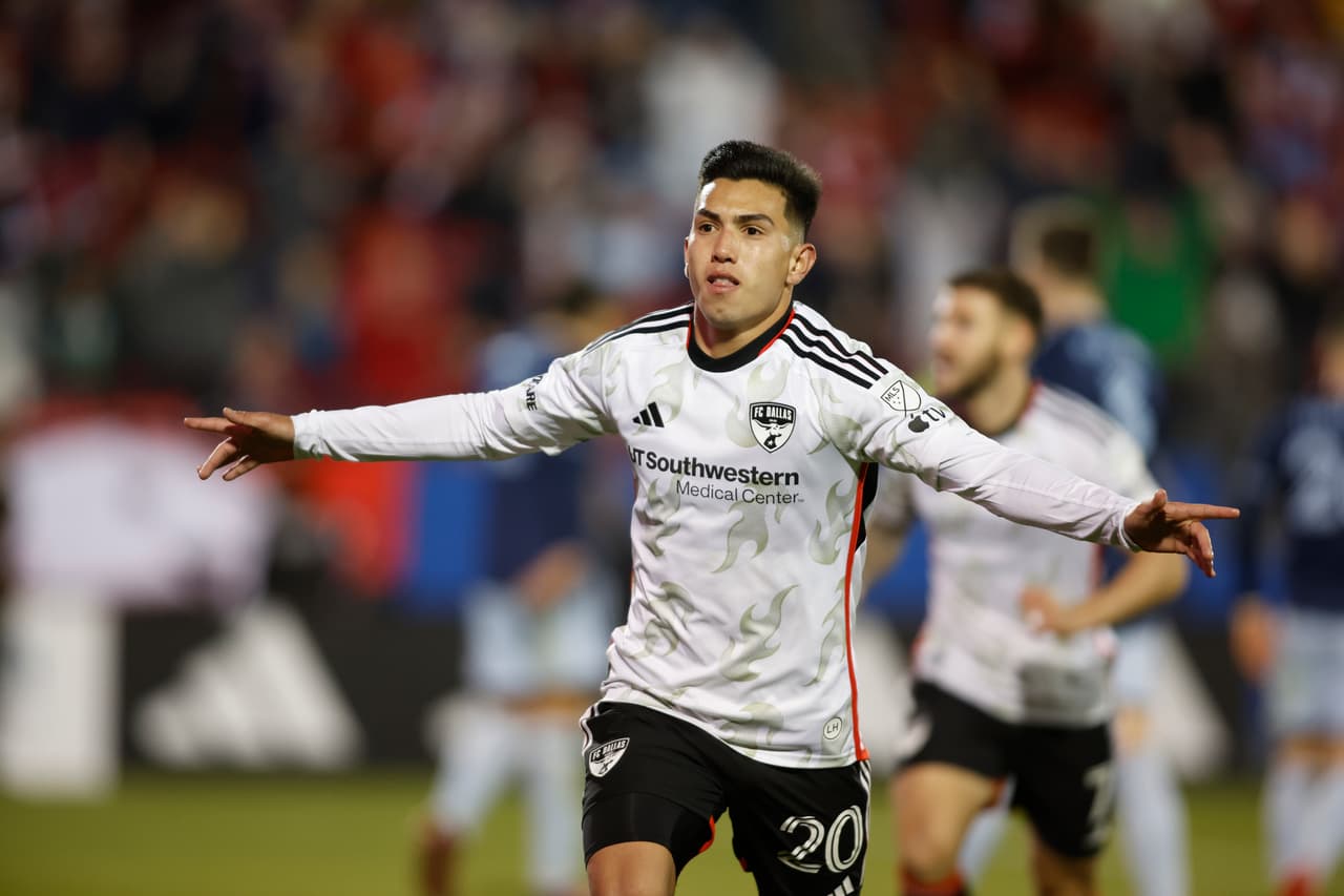 Noche de golazos argentinos en MLS: Velasco, ¿superó el señor gol de Almada?