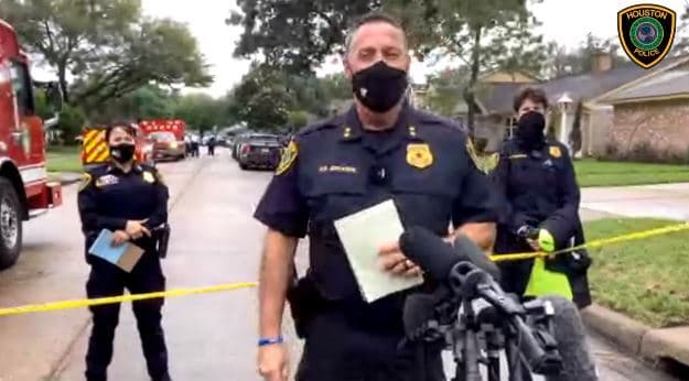 Policías hallan a 90 personas hacinadas en una casa de Houston y sospechan de tráfico humano