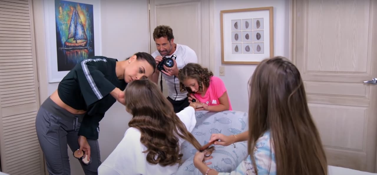 A pesar de ser un soltero despreocupado al inicio de la telenovela, su personalidad cambió una vez que tomó la custodia de las niñas, demostrando que era más amoroso, comprensivo y protector de lo que pensaba.