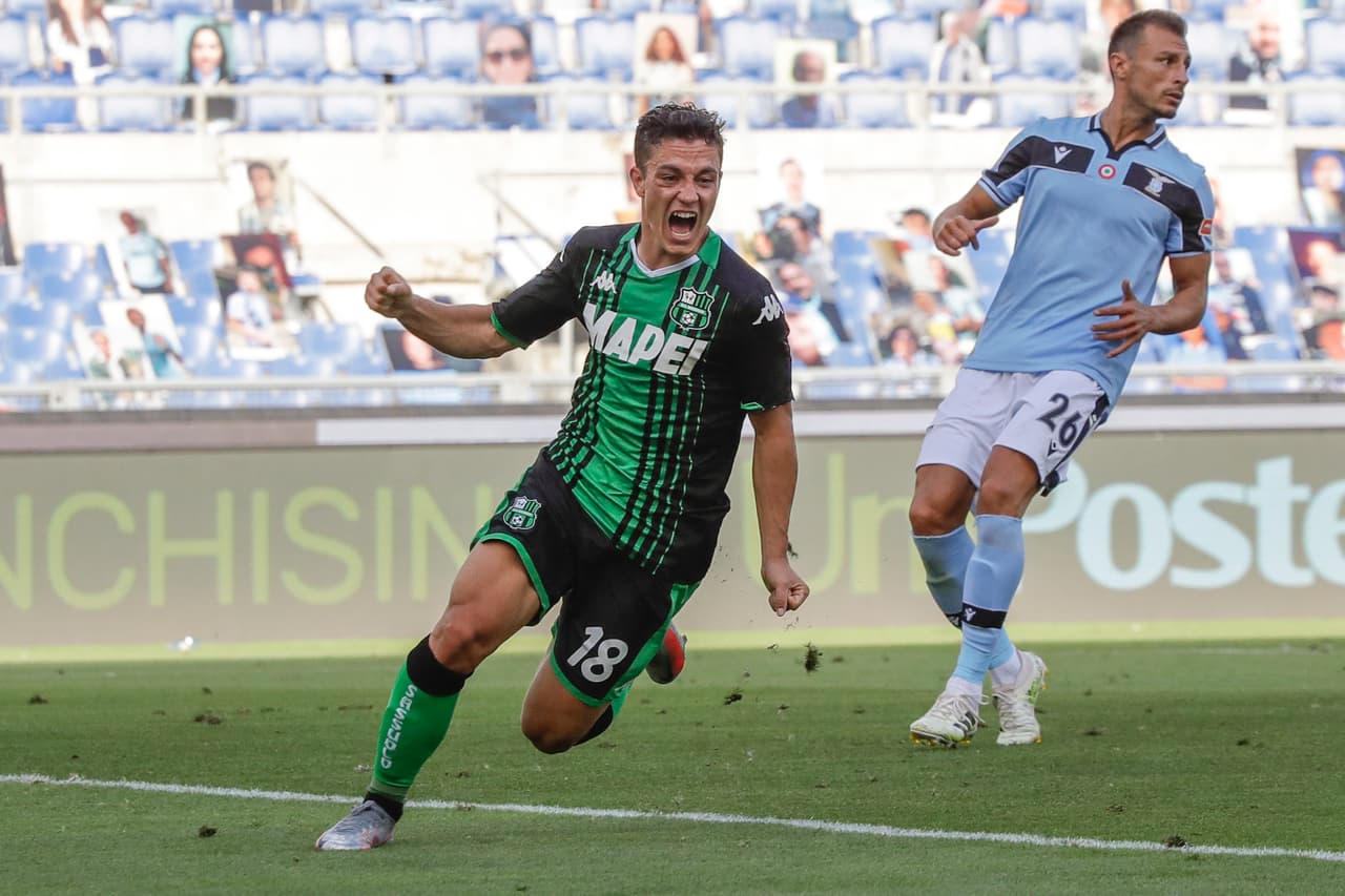 Lazio 1-2 Sassuolo | Luis Alberto Romero Alconchel (33’) abrió el marcador para los locales. Raspadori (52’) empató y Caputo (90+1’) dio la vuelta al marcador para opacar las esperanzas de competir por el título al Lazio.