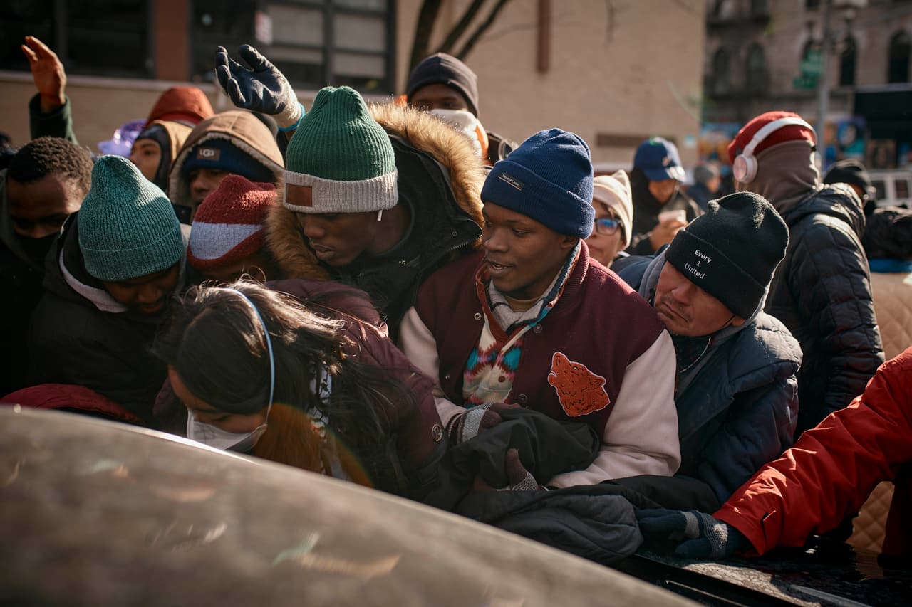 En medio del desespero a veces la impaciencia parece ganar al orden.