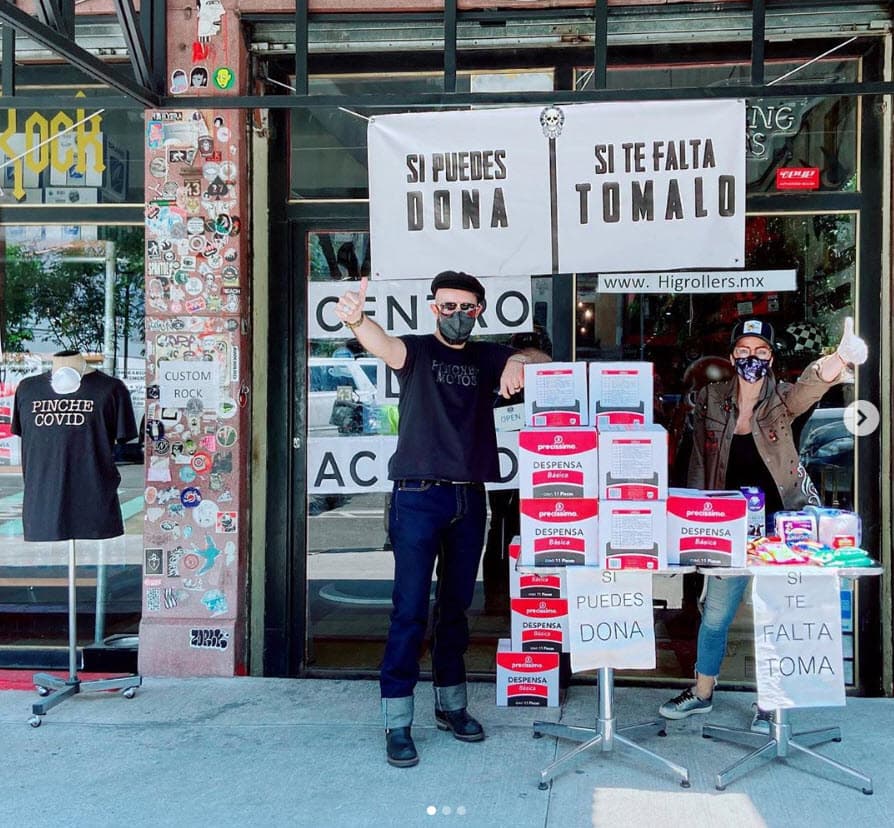 Allí se reunieron algunos víveres para personas en situación de calle. También solicitó a sus seguidores fondos que sean destinados a la compra de material de protección para quienes laboran en hospitales. 
<br>