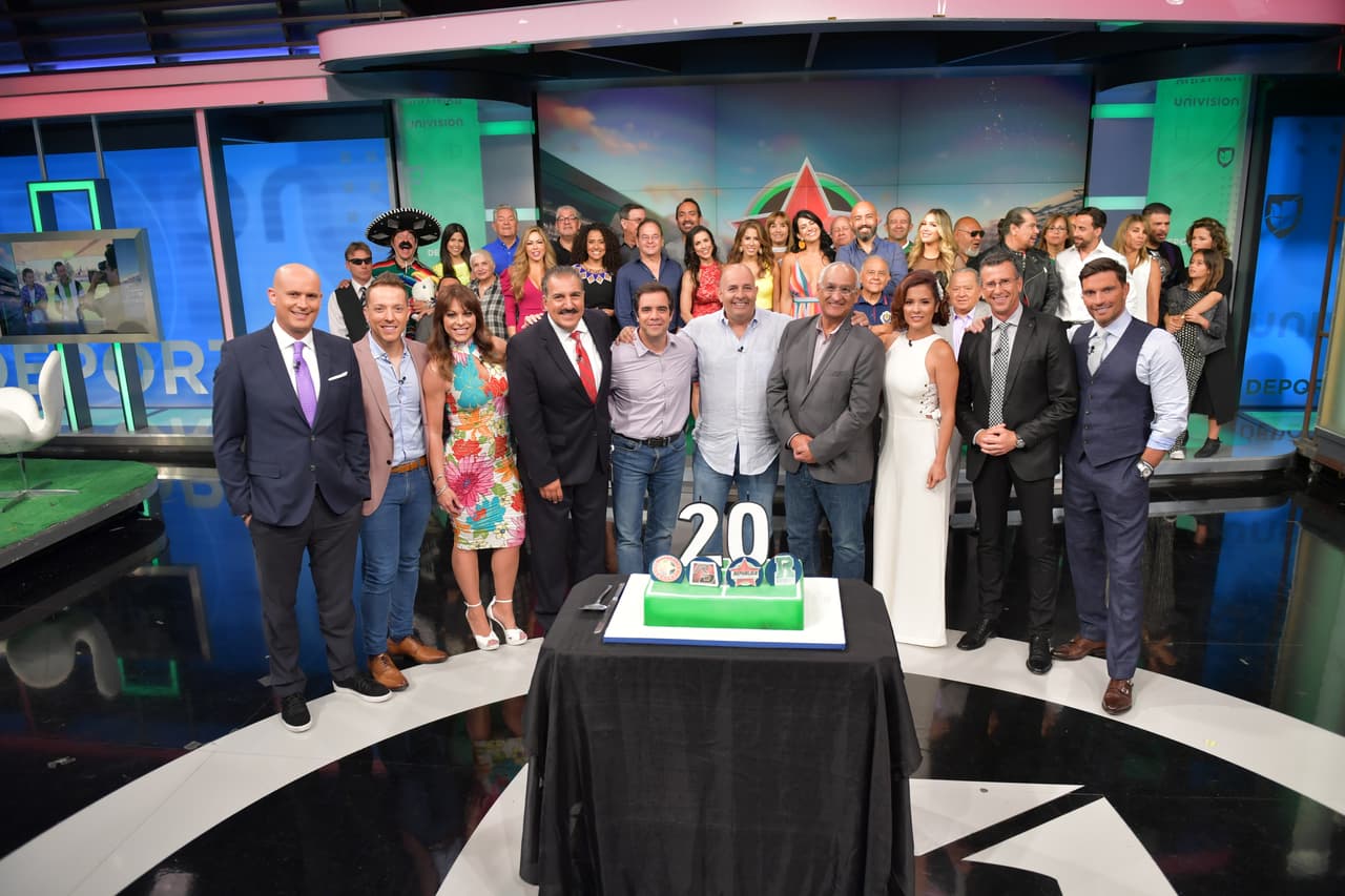 República Deportiva cumple 20 años de alegría e información y así los vivimos este domingo.