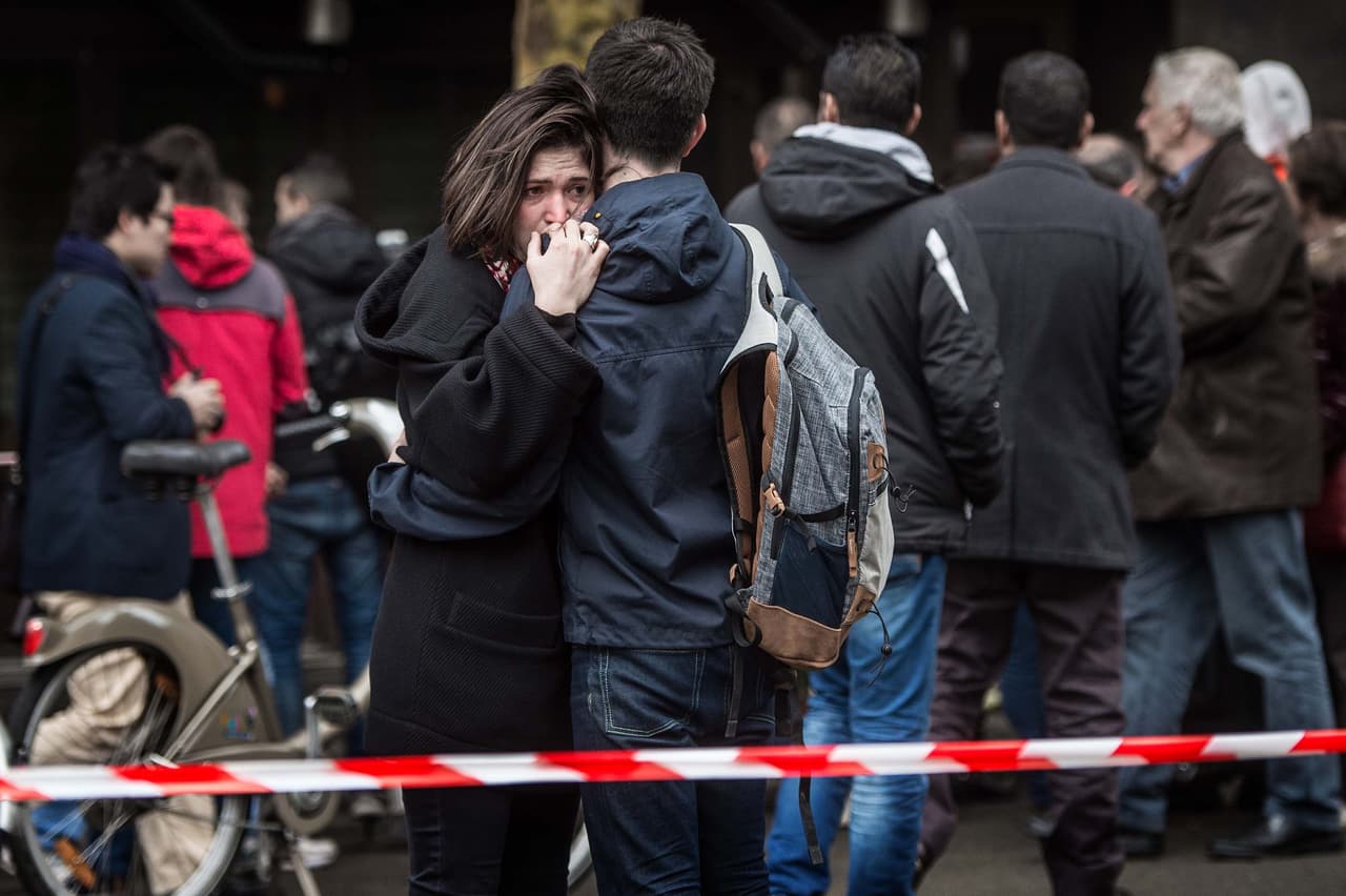 Primer ministro francés: "Estamos en guerra y la vamos a ganar"