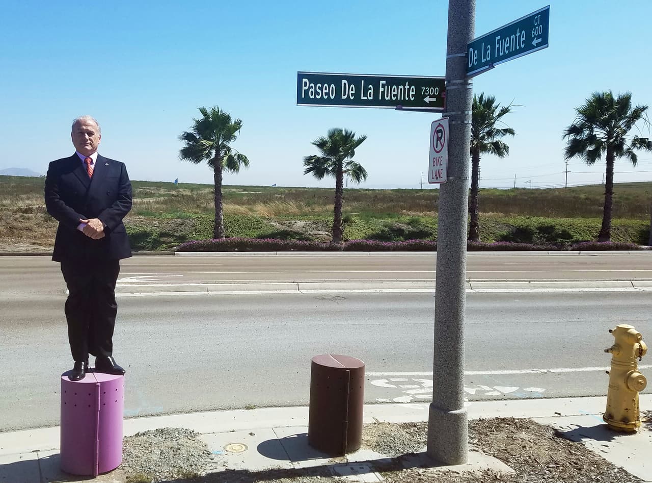 La campaña ignorada del tenaz 'Rocky' de la Fuente, el único hispano en la carrera por la Casa Blanca