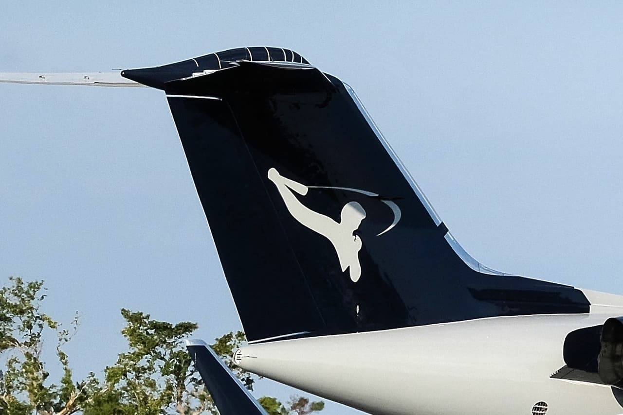 Se trata del logotipo de la compañía A-Rod Corp.