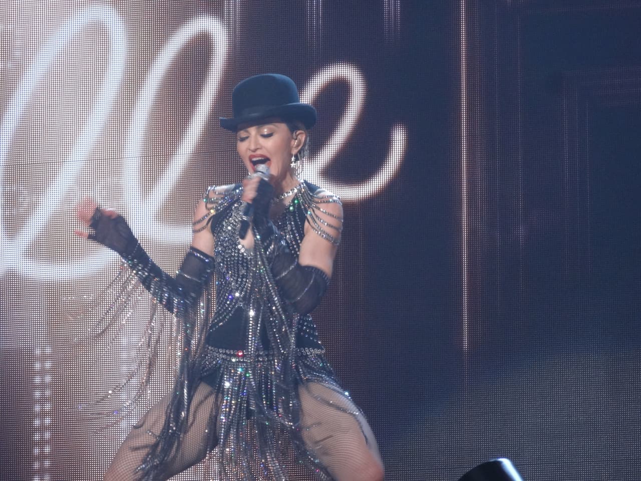 Otro cambio que usó fue inspirado en la década de los veintes.