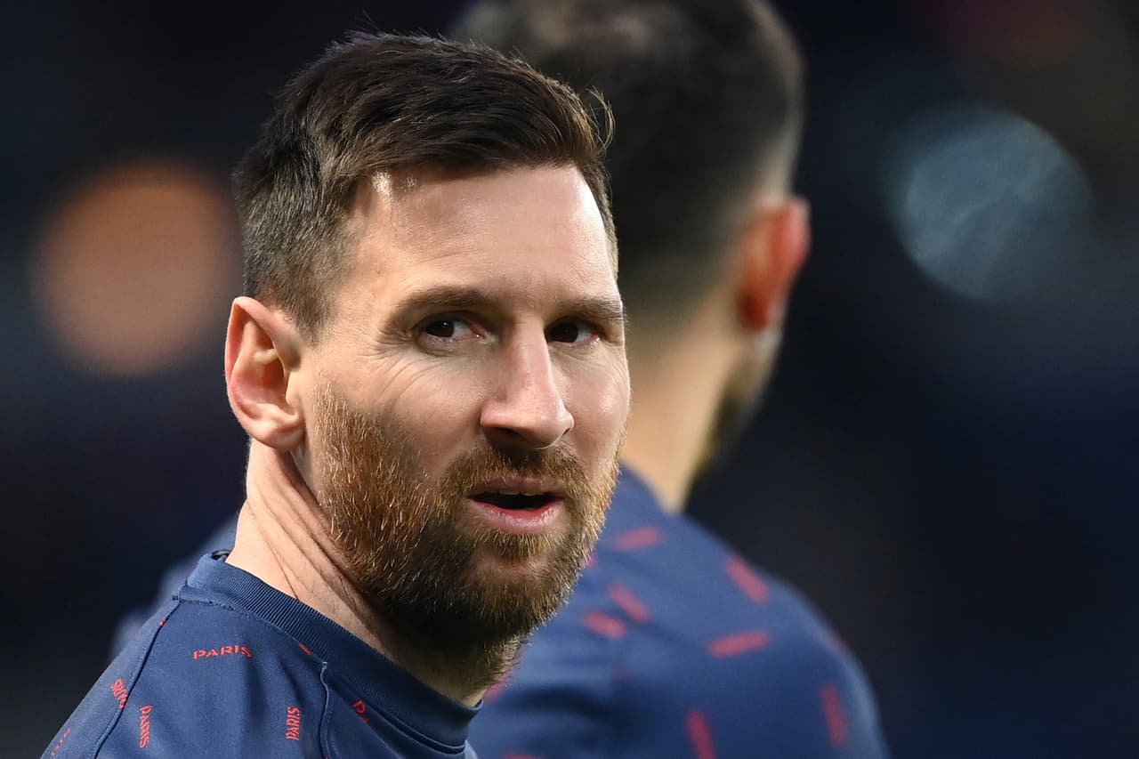 El PSG goleó al Lorient gracias a los dobletes de Neymar y Mbappé, así como otro tanto de Messi.