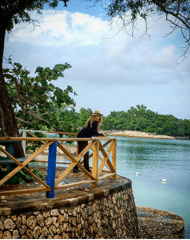 En uno de los posts escribió: "Recargando las pilas para el 2016".