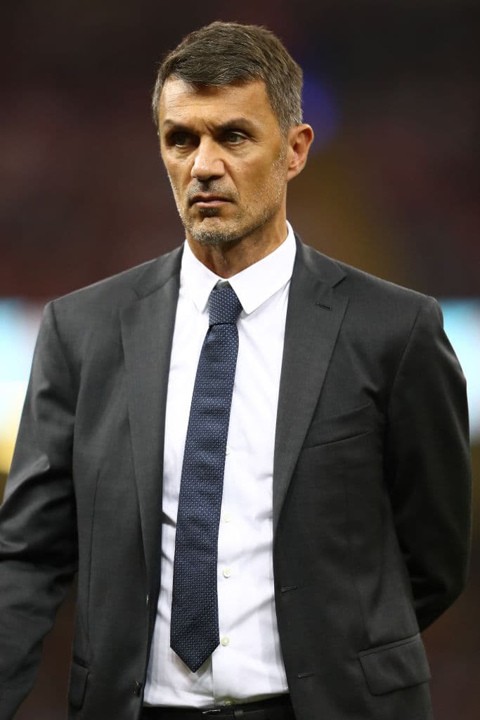 La exestrella del Milan y la Selección de fútbol de Italia, 
<b>Paolo Maldini</b> (51) también fue positivo a coronavirus.