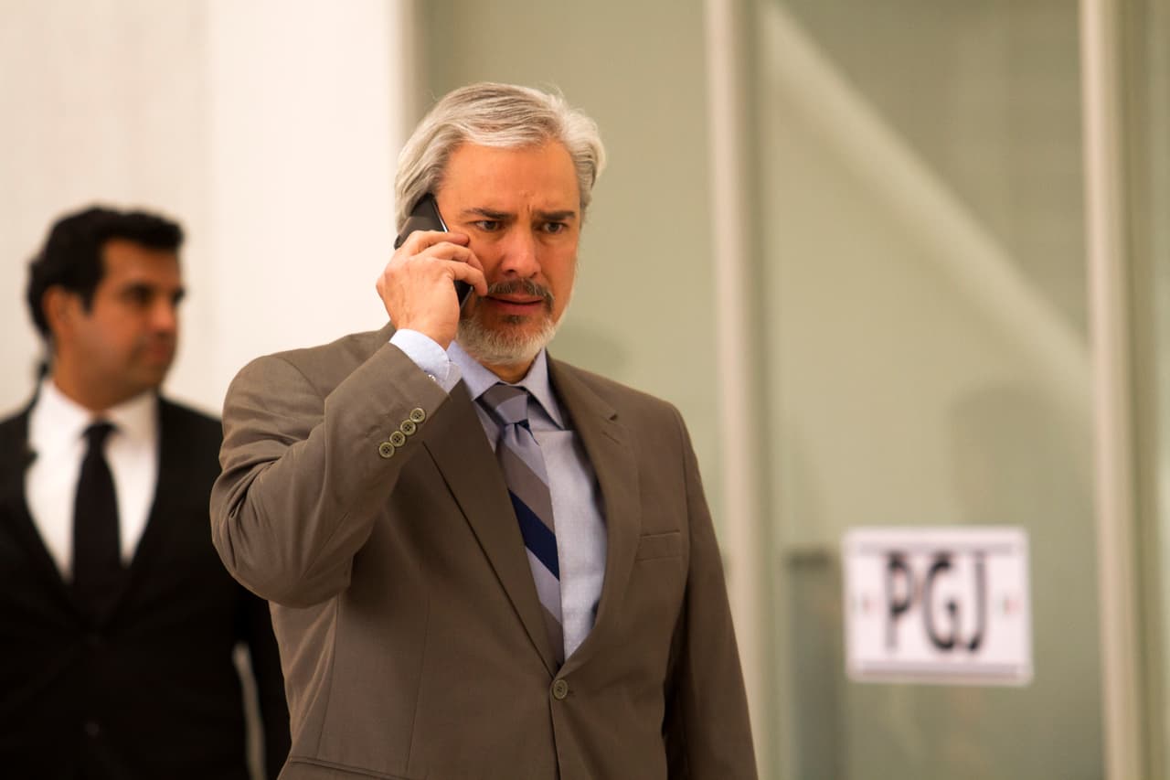 Como presidente electo de México, se sentía satisfecho y feliz por haber logrado sus malévolos planes. Sin embargo, su vida se derrumbó al enterarse de una terrible noticia.