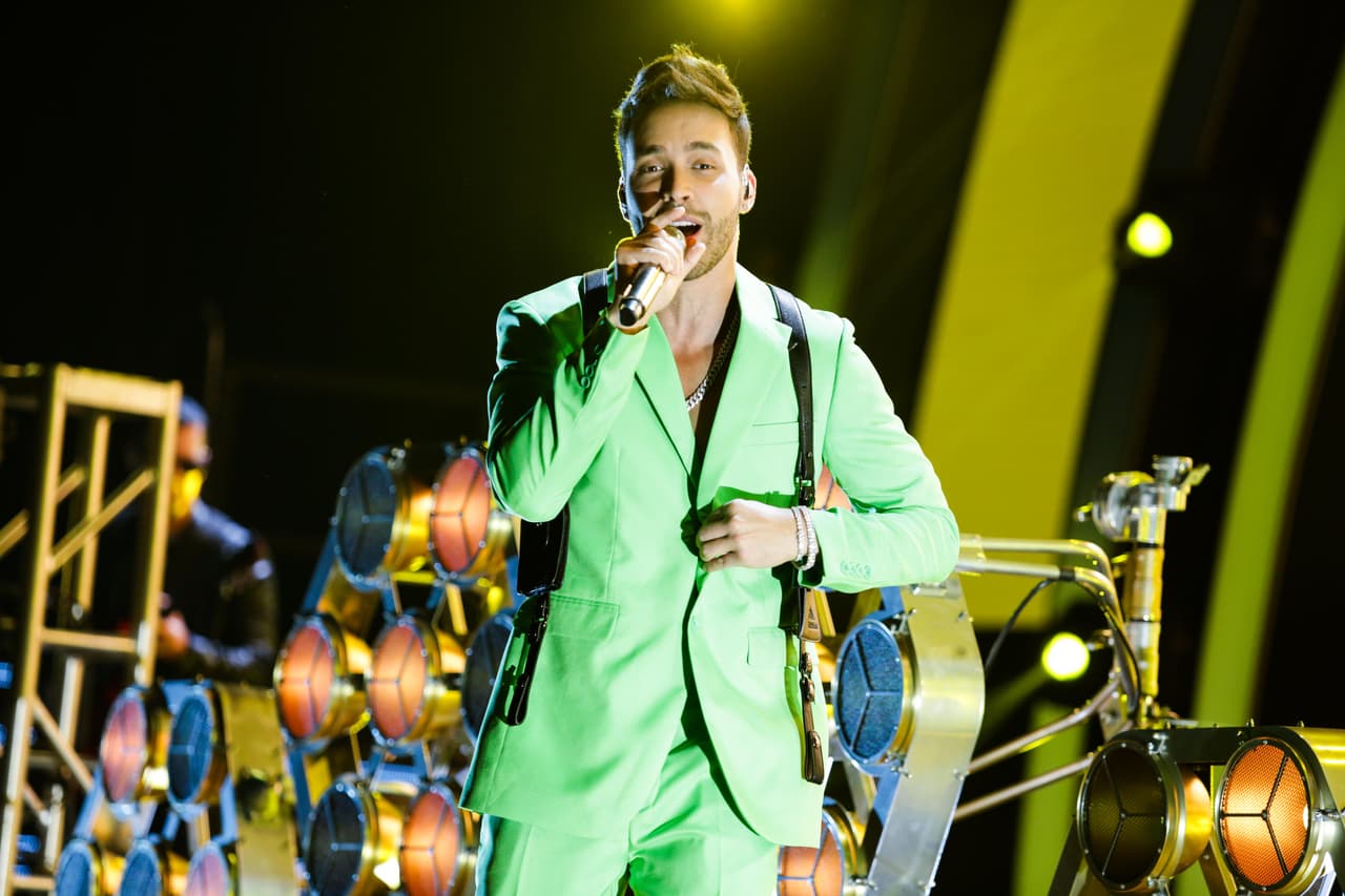 'Cúrame' y 'Morir Solo' son dos de los sencillos incluidos en su nueva producción.