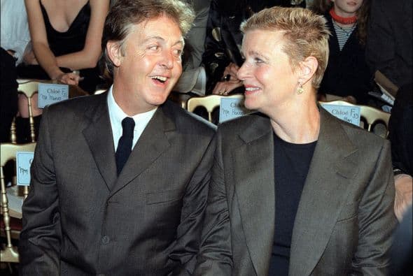 Ella y Paul se casaron el 12 de marzo de 1969, el cáncer separó a la pareja el 17 de abril de 1998.