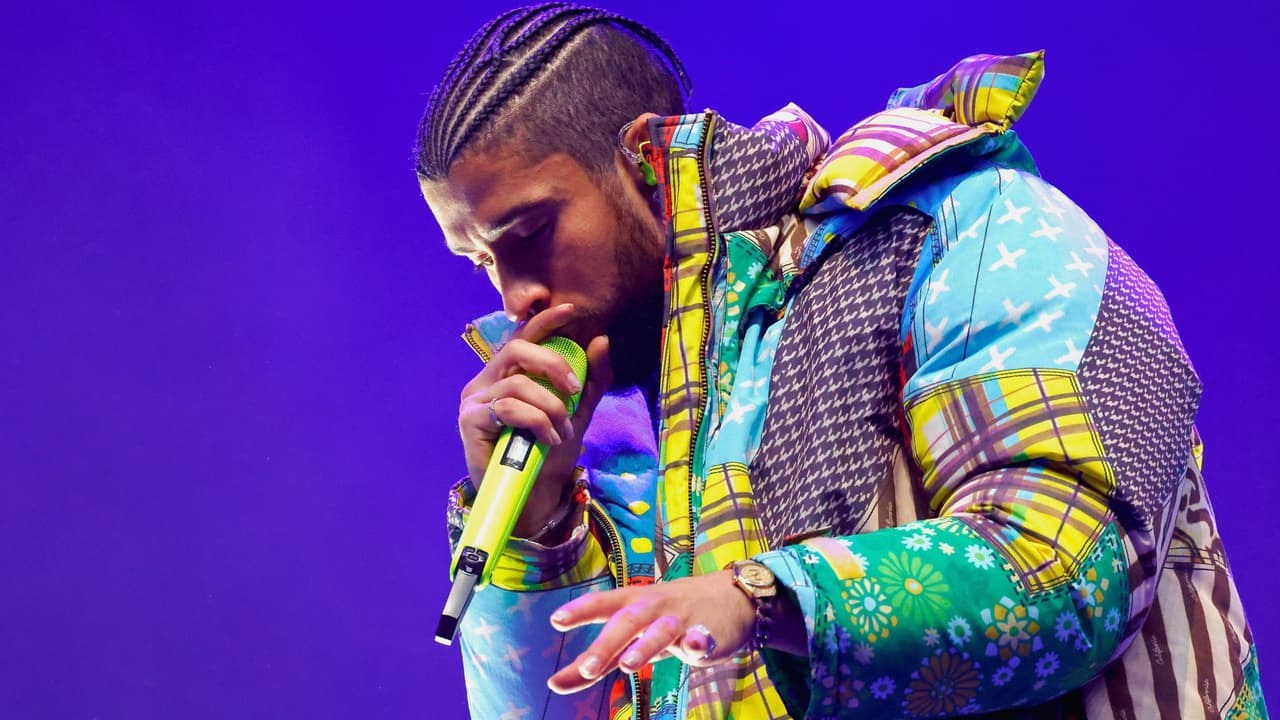 De la cancha al escenario: Bad Bunny reprograma concierto en Dallas debido a los playoffs de la NBA