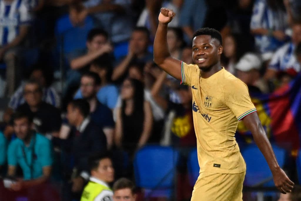 Con dos goles de Lewandowski y un tanto de Ansu Fati y Dembélé, respectivamente, el Barcelona derrotó 1-4 a la Real Sociedad.