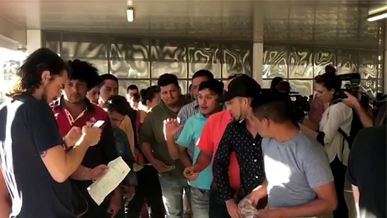 Hospitales de EEUU advierten mayor presión tras caída en la cobertura de Obamacare
